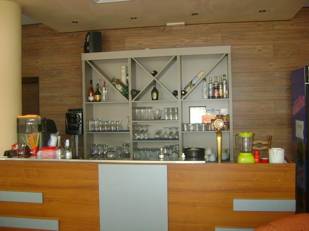 Family Hotel Diana Pomorie Exterior photo